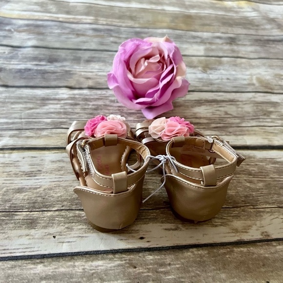 ⭐️NWT SWEET SWEET SANDALS - Picture 3 of 3